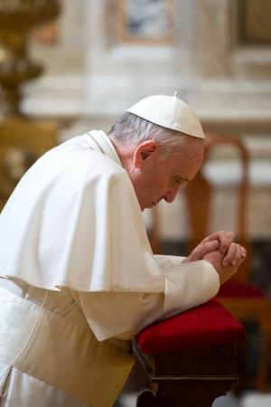 Francis kneeling St Mary Major.jpg